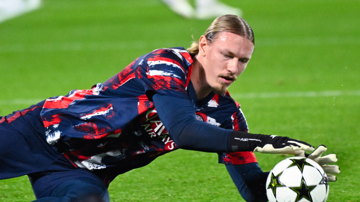 Матвей Сафонов — голкипер ПСЖ