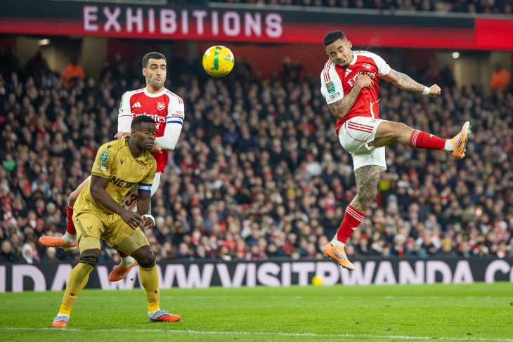 Удар Жезуса