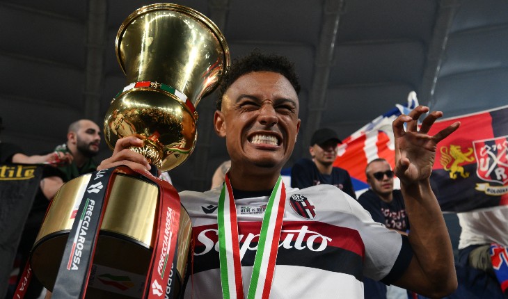 Дан Ндойе с Кубком Италии