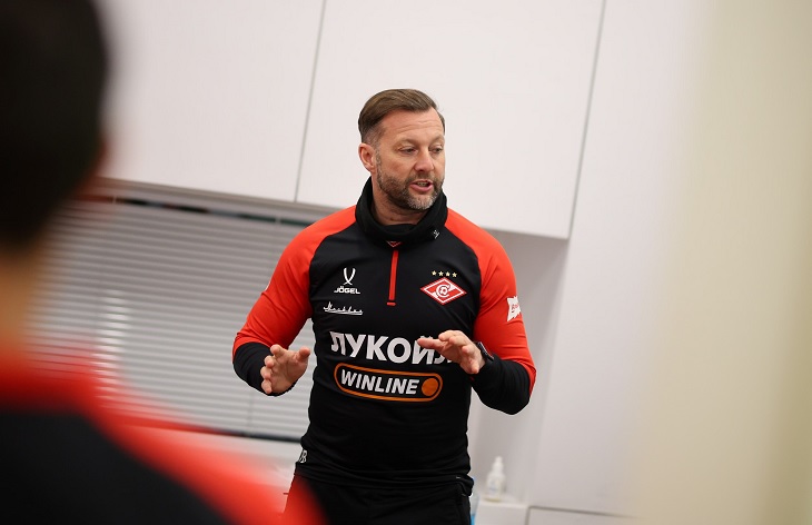 Вадим Романов