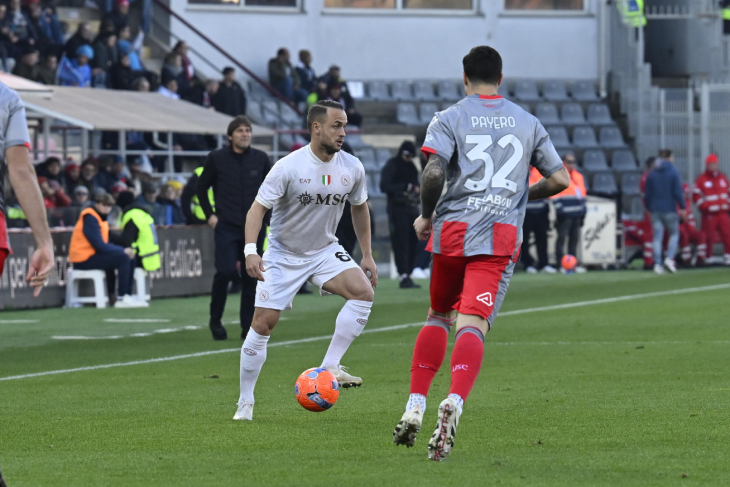 «Кремонезе» — «Наполи»