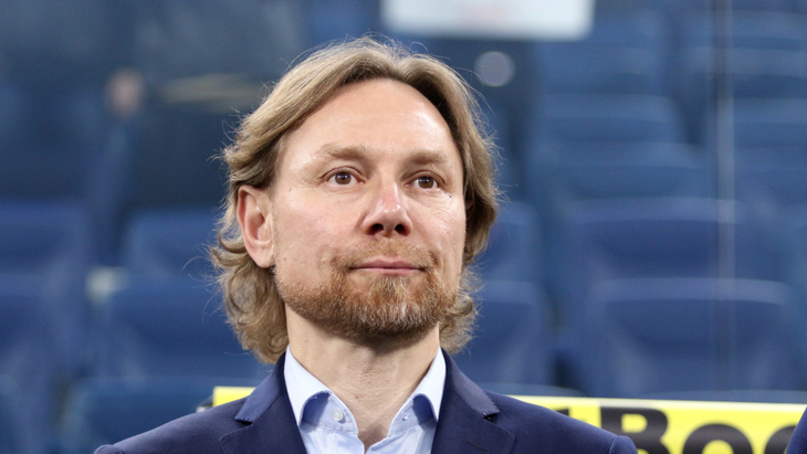 Валерий Карпин — главный тренер сборной России