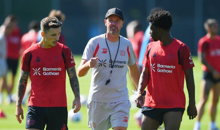 Алехандро Гримальдо, Эрик тен Хаг и Нейтан Телла