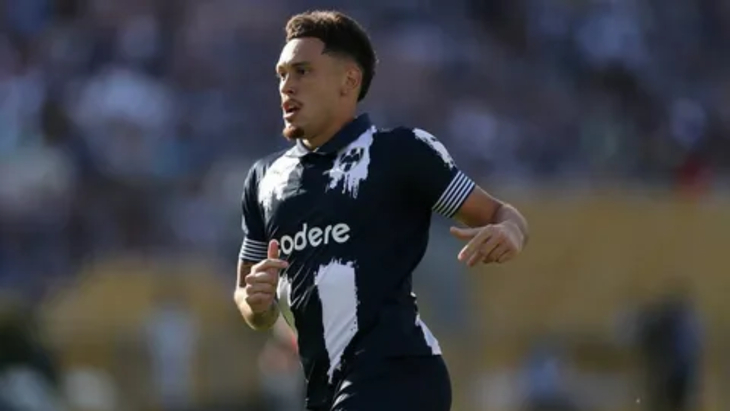 Лукас Окампос