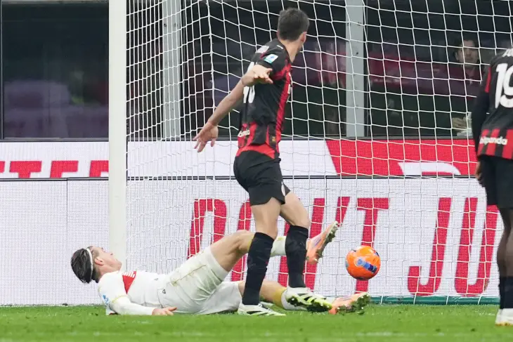 Лоренцо Коломбо открывает счет в матче