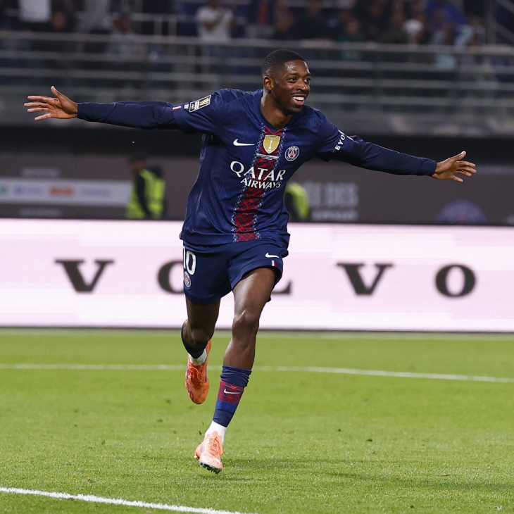 Усман Дембеле празднует гол