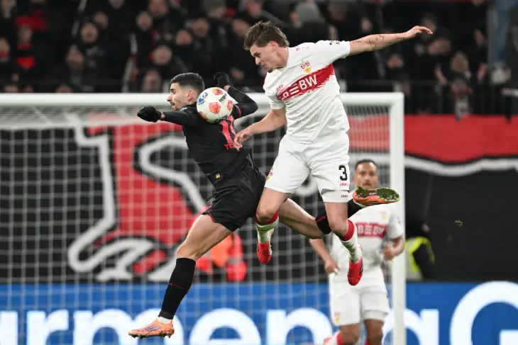 «Байер» — «Штутгарт»