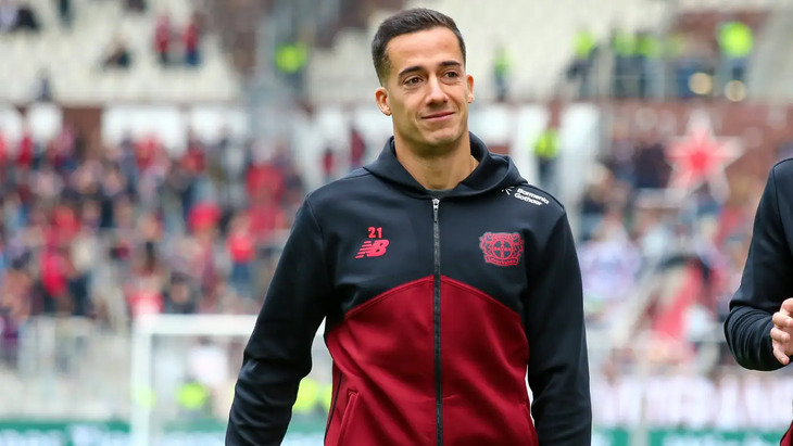 Лукас Васкес