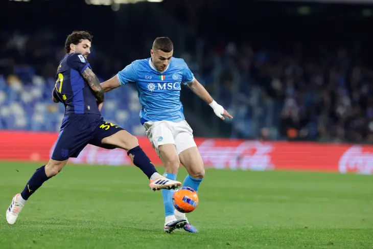 «Наполи» — «Парма»