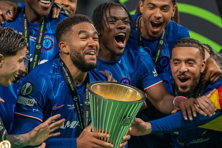 «Челси» — победитель Лиги конференций 2024/25