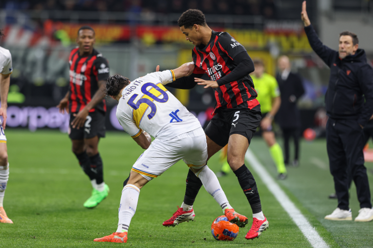 «Милан» — «Лечче»