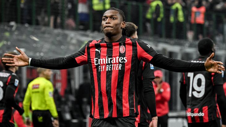 Рафаэл Леау