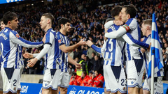 Игроки «Сосьедада» празднуют гол