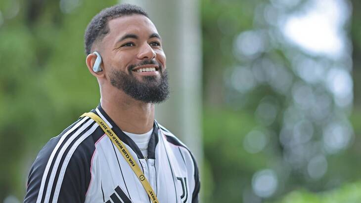 Дуглас Луис