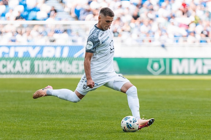 Владислав Саусь