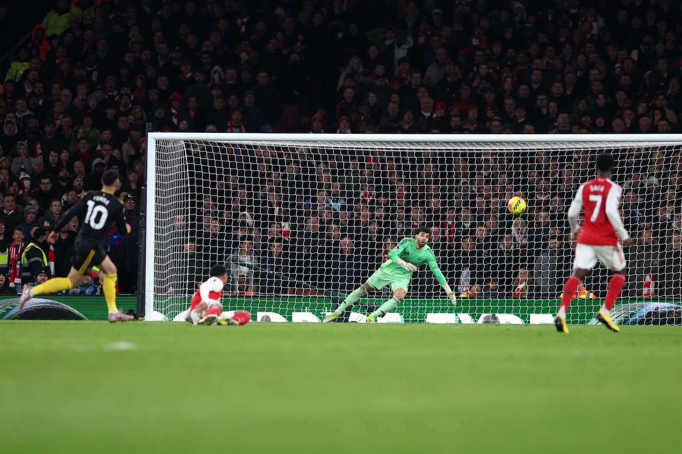 Победный удар Матеуса Куньи в матче с «Арсеналом»