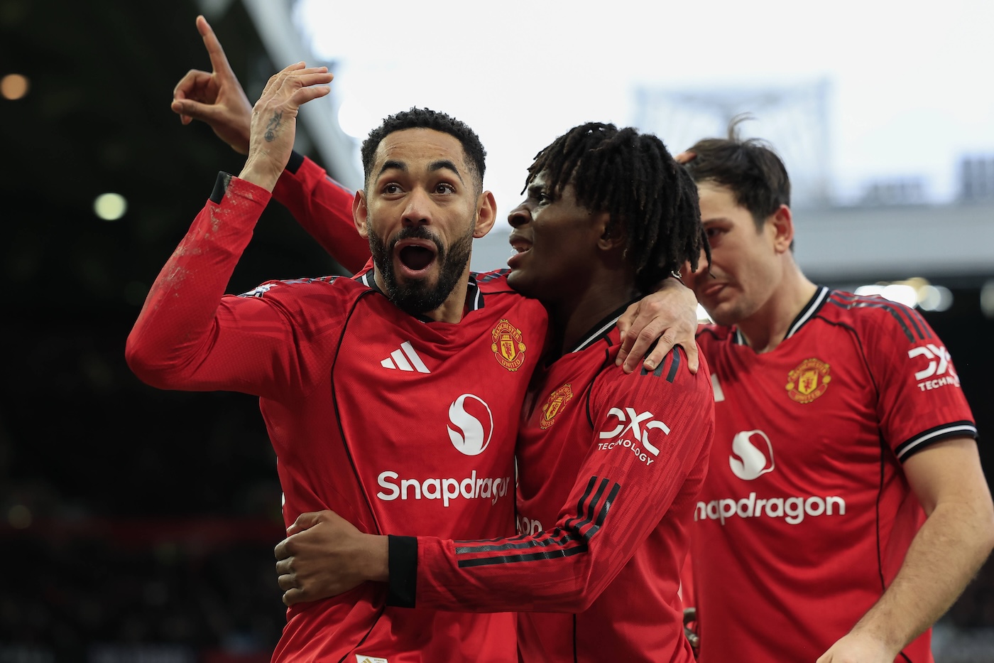 Матеус Кунья и Патрик Доргу