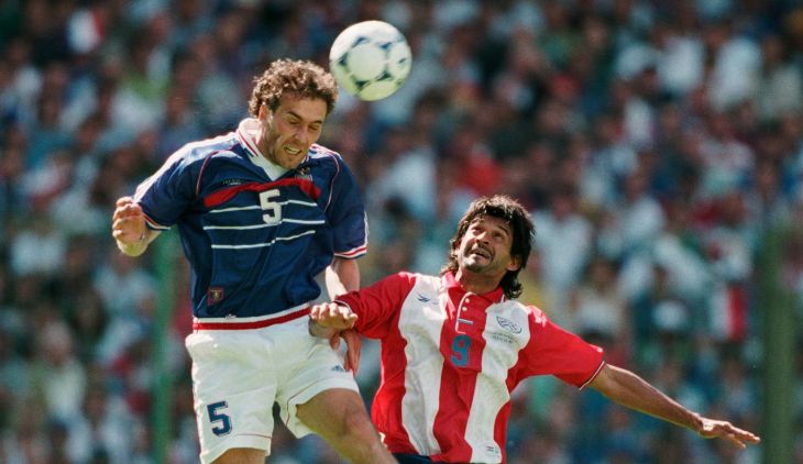 Лоран Блан (слева)