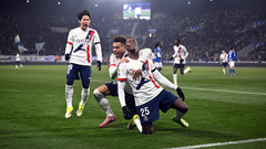 Нуну Мендеш празднует гол