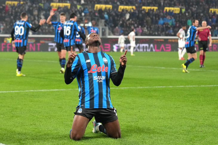 Сулемана празднует гол