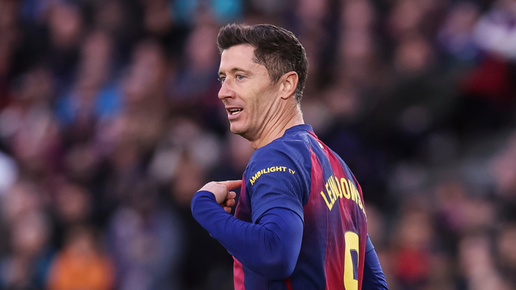 Роберт Левандовский — нападающий «Барселоны»