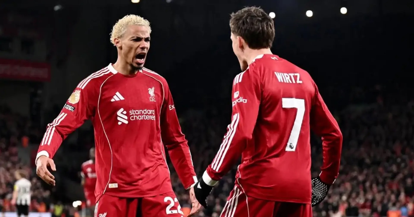 Юго Экитике и Флориан Вирц