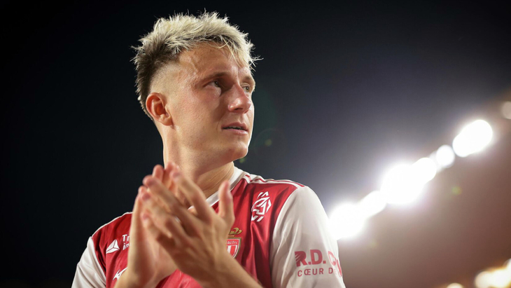 Александр Головин