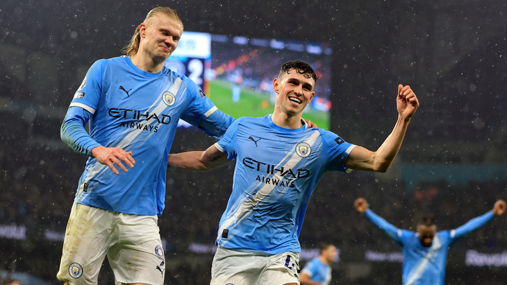 Игроки «Манчестер Сити» празднуют гол