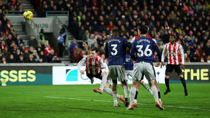 Гол Льюиса-Поттера