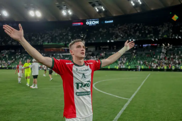 Илья Самошников