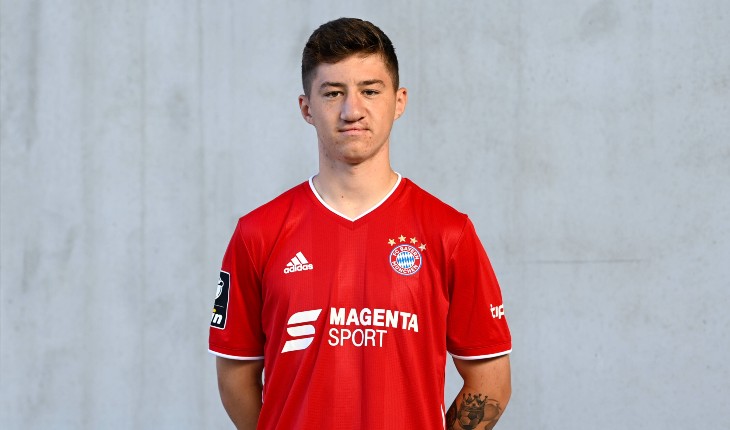 Ангело Штиллер