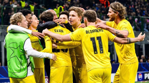 Игроки «Будё-Глимт» празднуют гол 