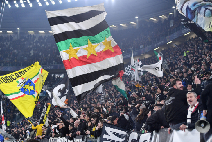 Фанатский сектор «Ювентуса»