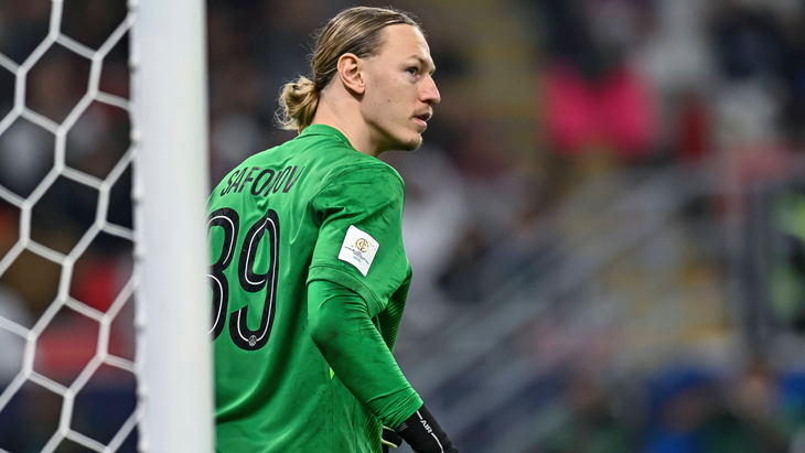 Матвей Сафонов