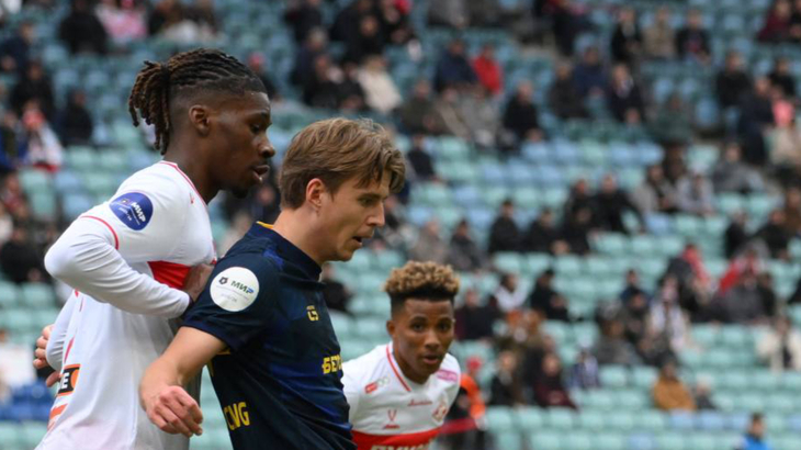 Фрагмент матча «Сочи» — «Спартак»