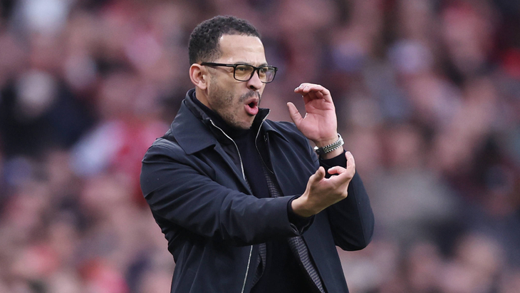 Лиам Росеньор — главный тренер «Челси»