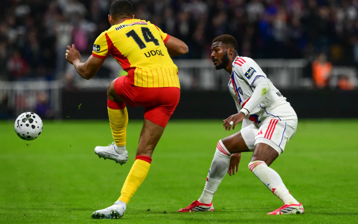 «Лион» — «Ланс»