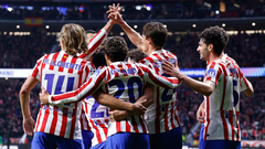 Игроки «Атлетико» празднуют гол