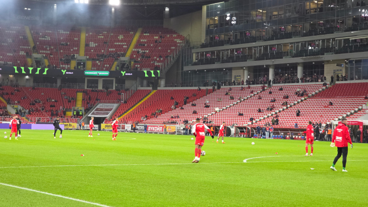 Футболисты «Спартака» на разминке