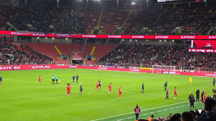 Команды уходят на перерыв