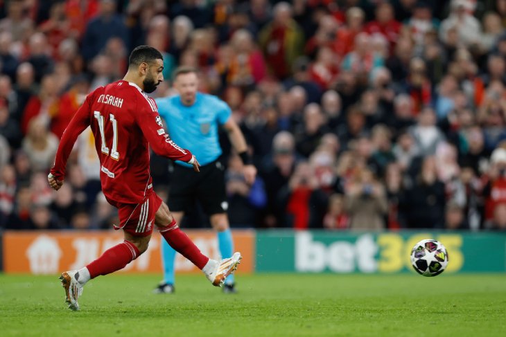 Удар Салаха с пенальти