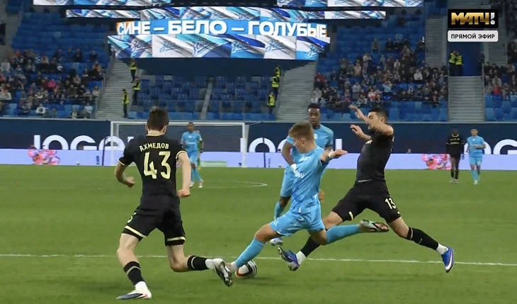 Пенальти в матче «Зенит» — «Динамо» Мх