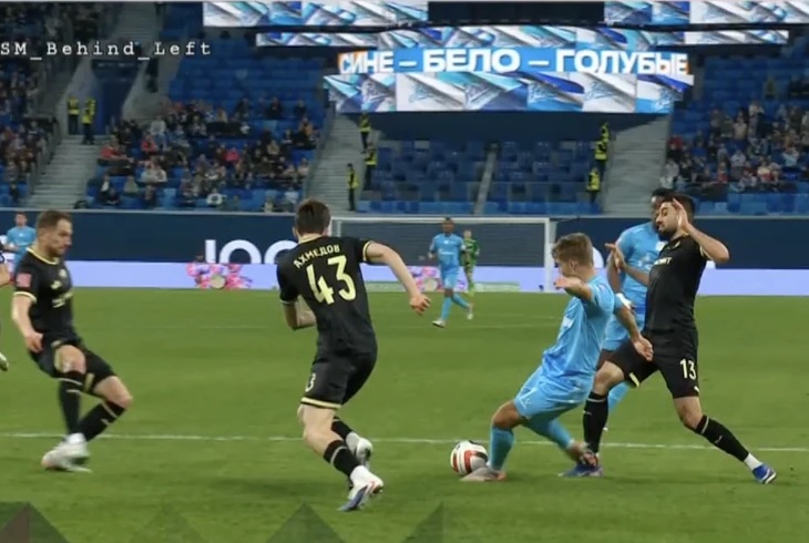 Пенальти в матче «Зенит» — «Динамо» Мх