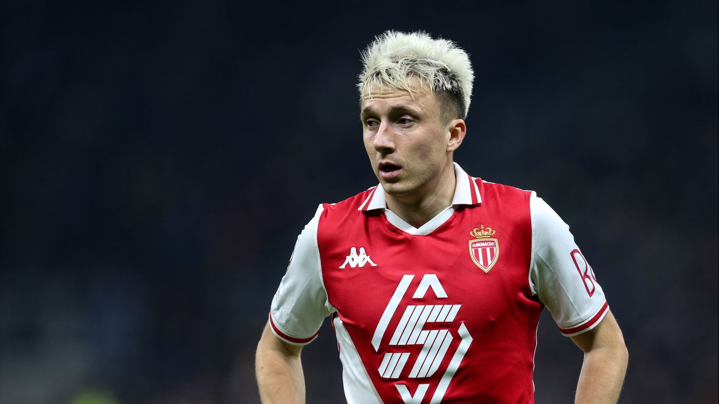 Александр Головин