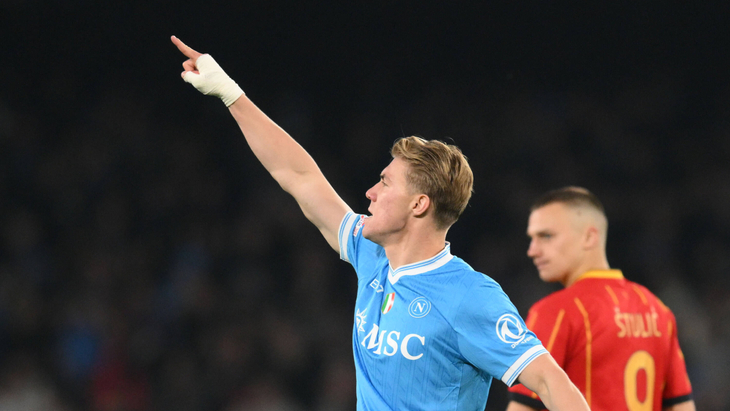 Расмус Хейлунн — нападающий «Наполи»