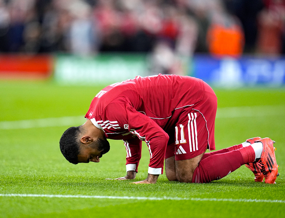 Суджуд Мохамеда Салаха