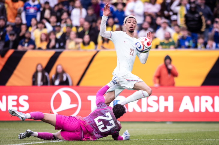 Гол Экитике