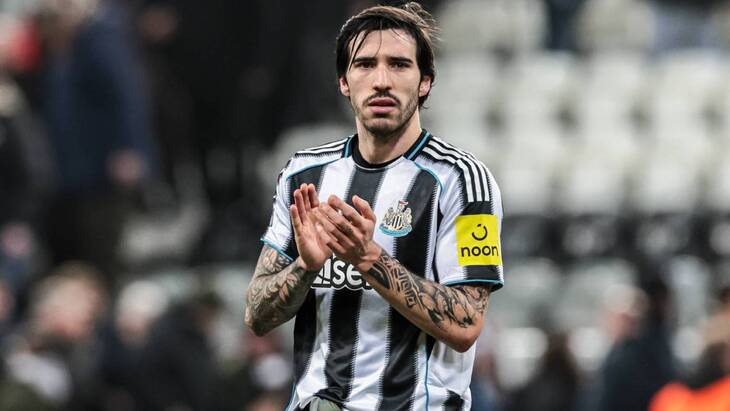 Сандро Тонали