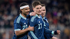 Игроки сборной Германии празднуют гол