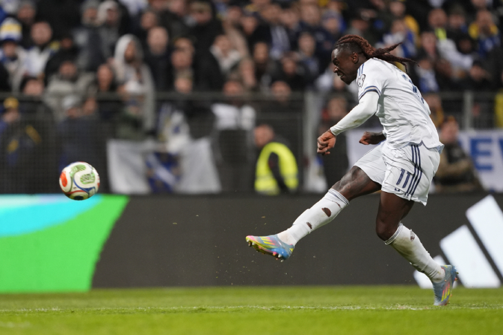 Удар Мойзе Кина